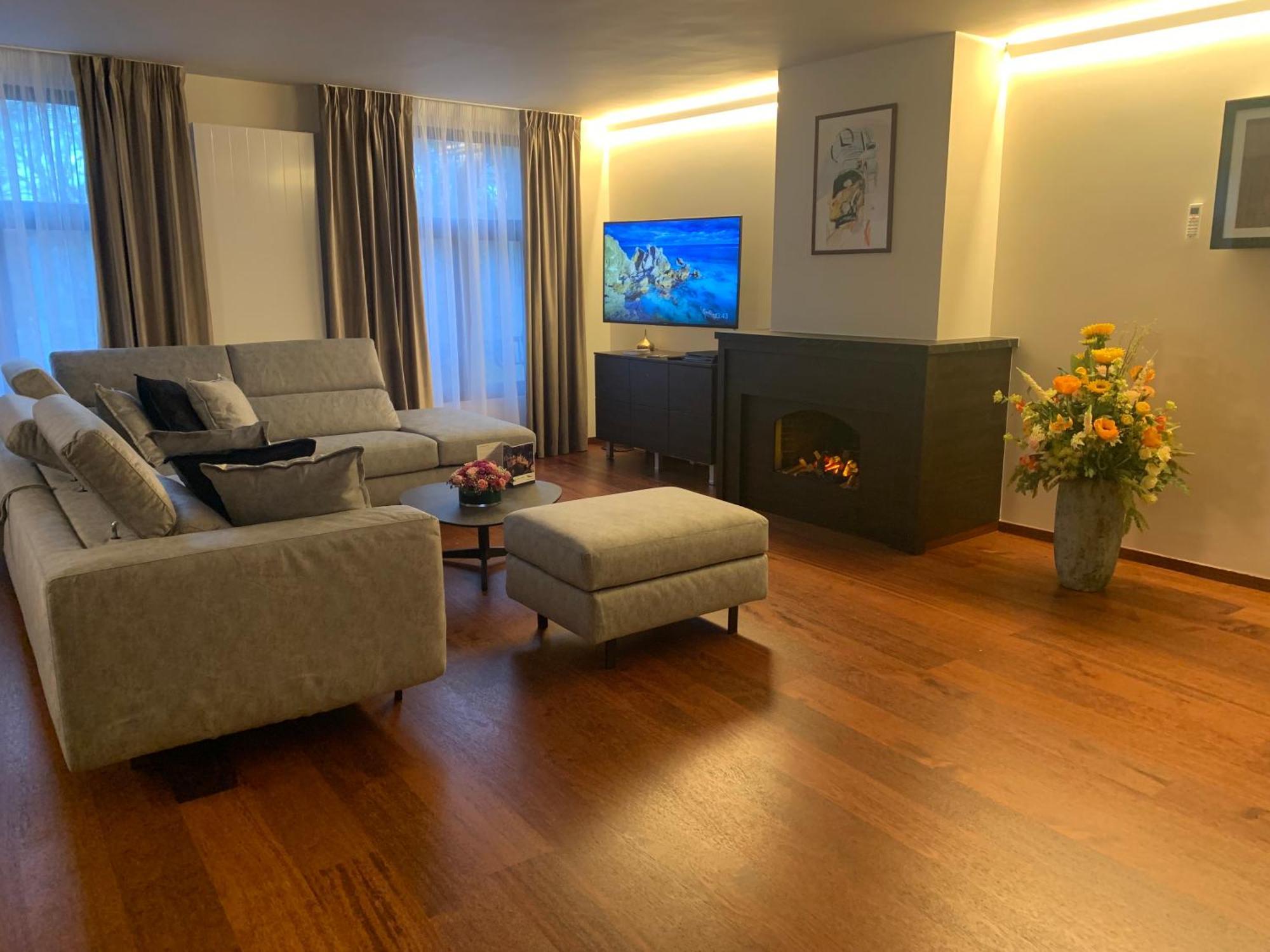 Botanique Suites Airbnb, אנטוורפן מראה חיצוני תמונה