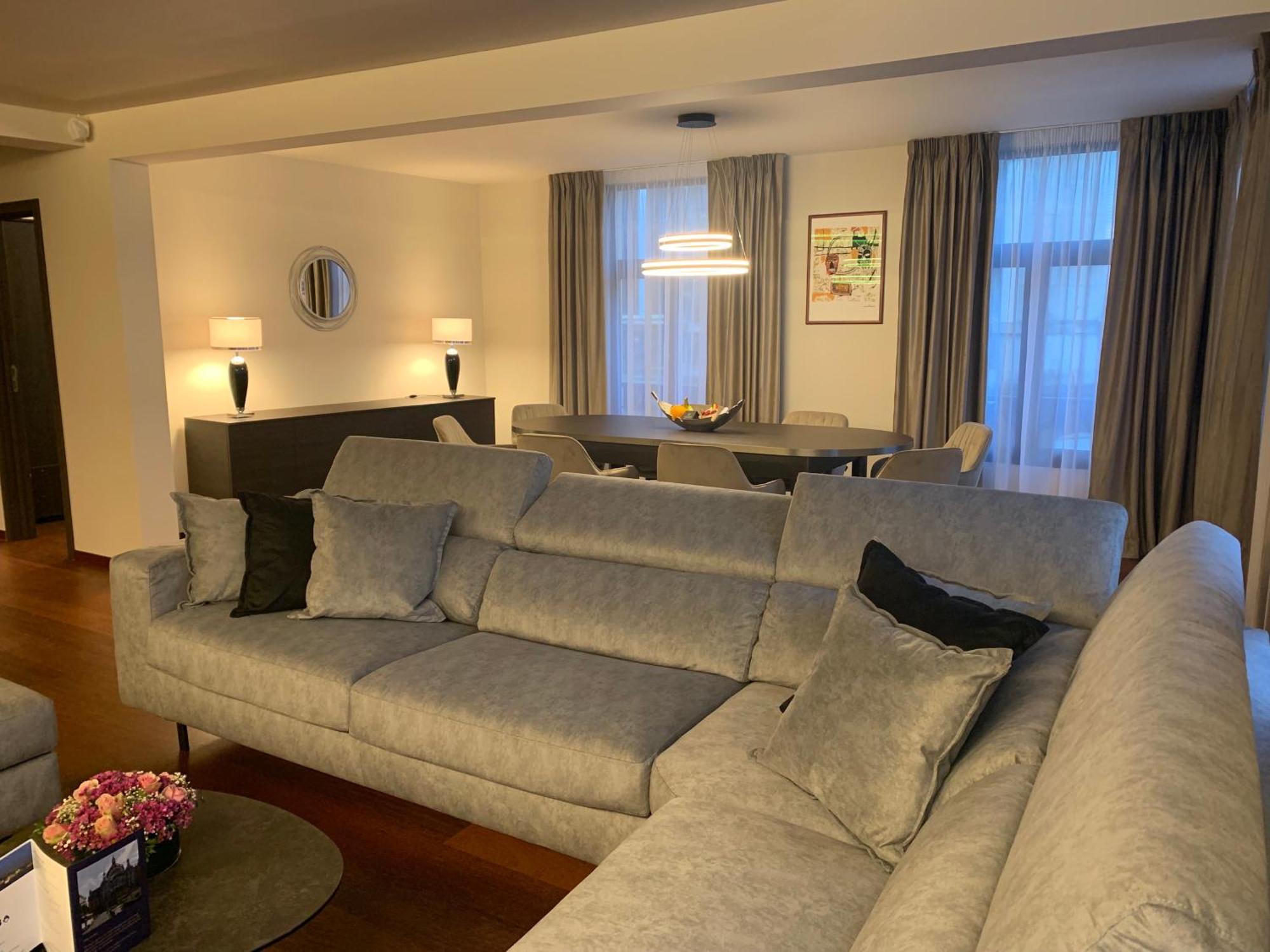 Botanique Suites Airbnb, אנטוורפן מראה חיצוני תמונה
