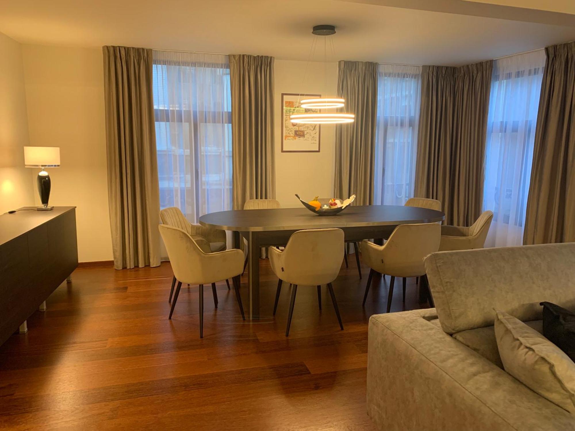 Botanique Suites Airbnb, אנטוורפן מראה חיצוני תמונה
