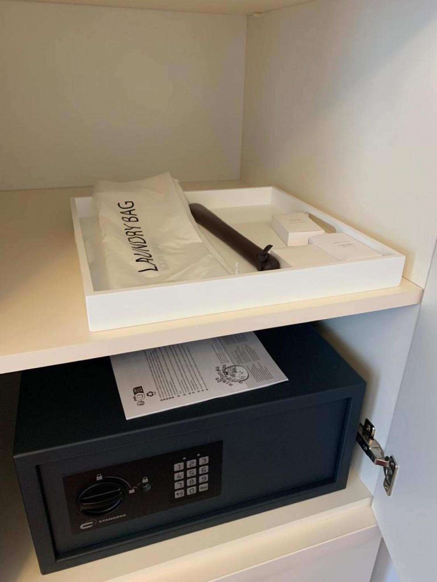 Botanique Suites Airbnb, אנטוורפן מראה חיצוני תמונה