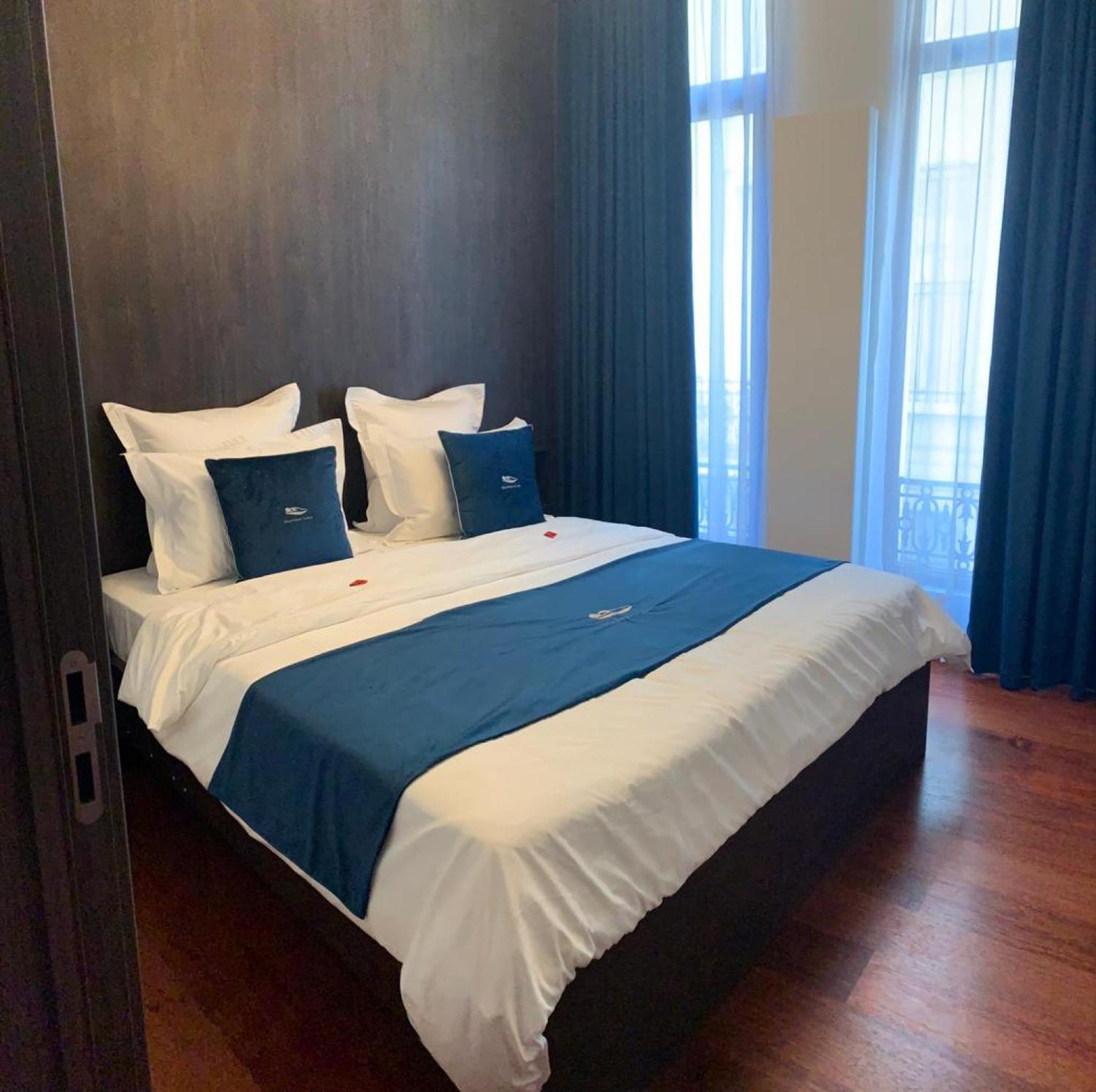 Botanique Suites Airbnb, אנטוורפן מראה חיצוני תמונה